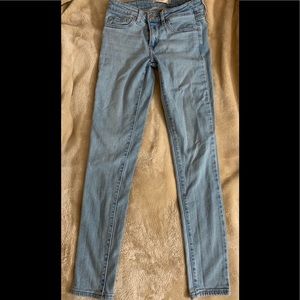 Levi’s 711 Skinny Jeans Size 24